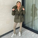 EleganceShield™ Parka mit hohem Kragen